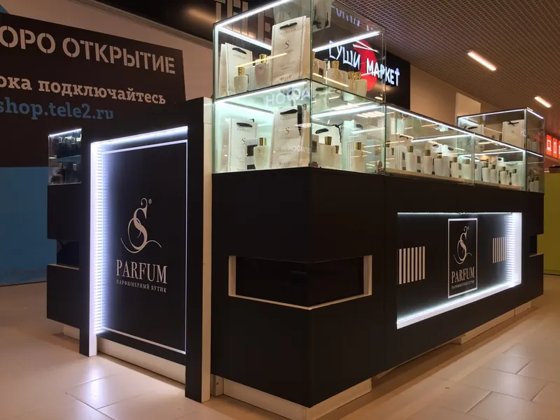 Оклейка торгового островка в центре